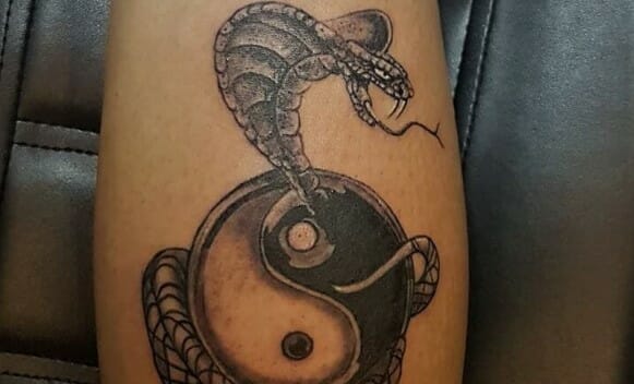 12 Amazing Yin Yang Snake Tattoo Designs